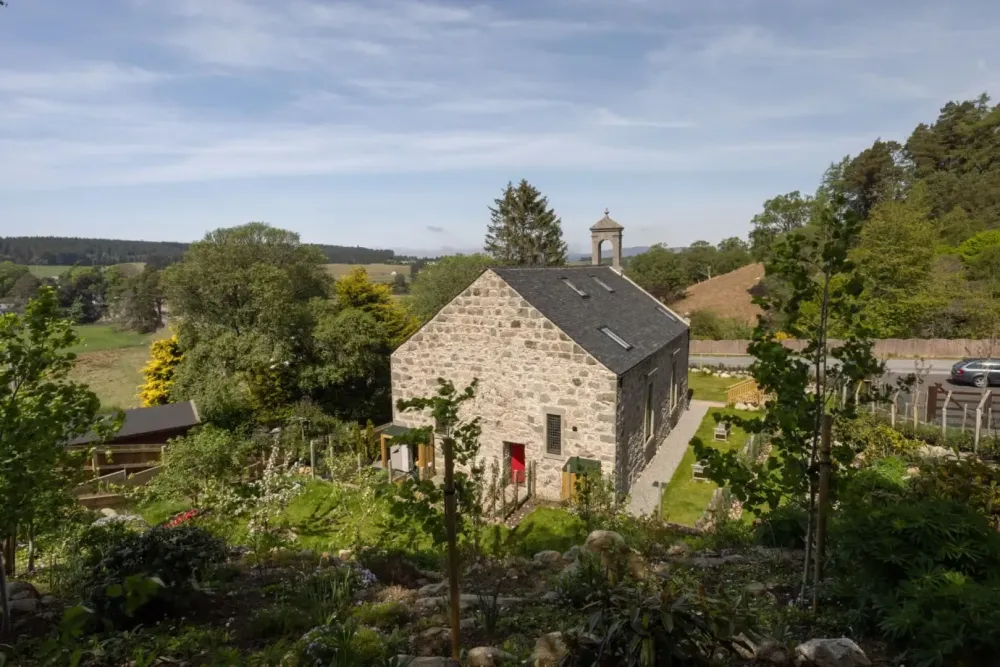 alisonwhitephotography_Reynolds_Church_034-scaled.webp